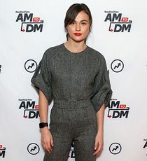 Sophie Skelton, 32 года, Великобритания Sophie Skelton, 32 года,